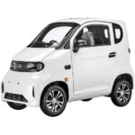 Version bleue de la Mini Eco, voiture électrique compacte et pratique pour les déplacements quotidiens.