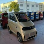 Mini Eco voiture électrique senior en ville